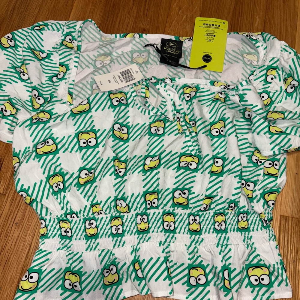 Women’s Gingham Peplum Keroppi Top Size Large NWT